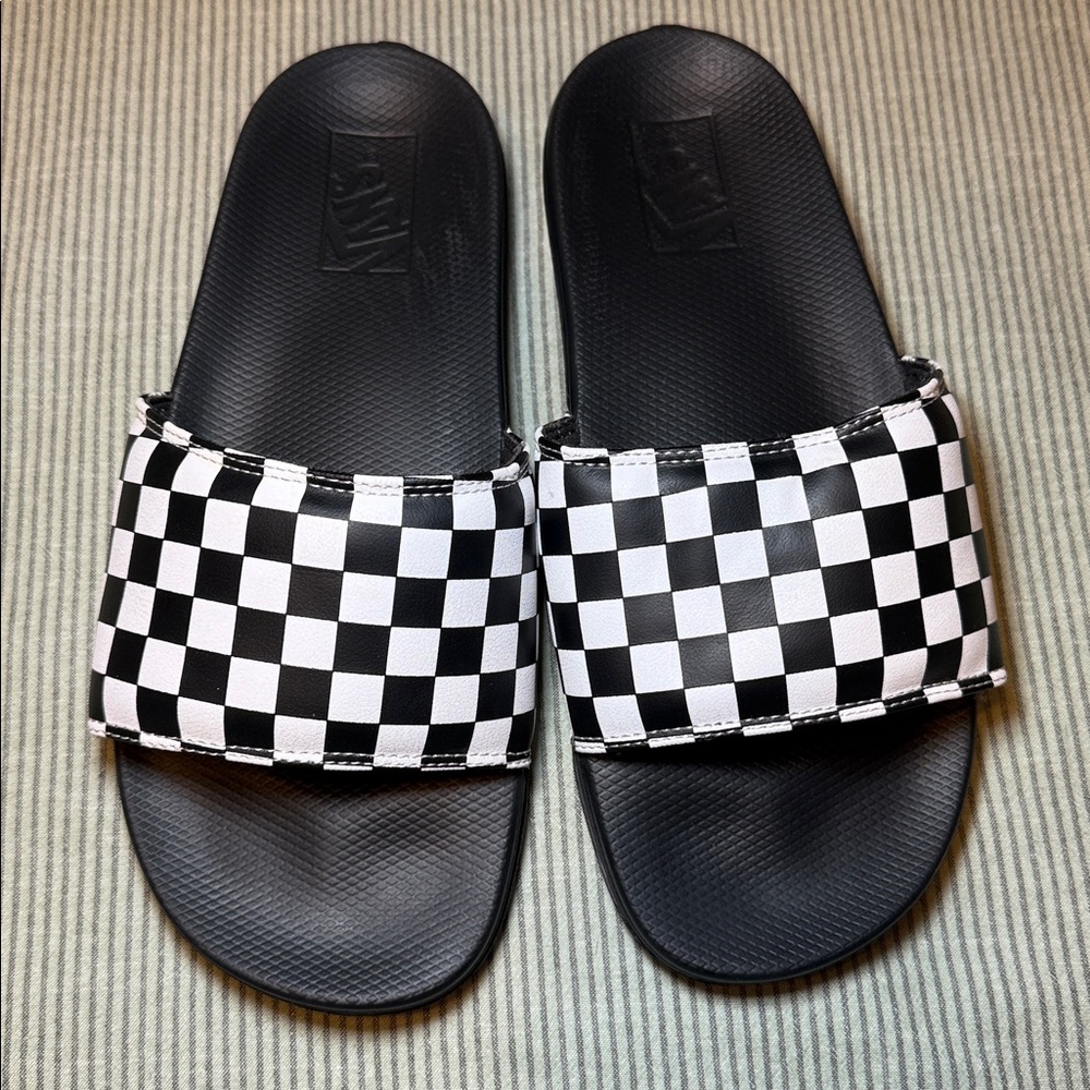 Vans Checkered Black and White Slides